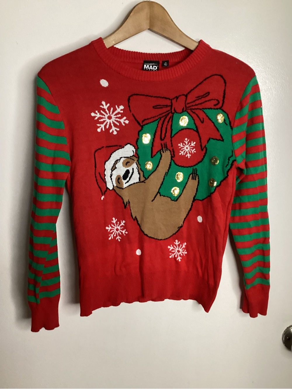 Red & Green Holiday Sloth Wreath Crewneck Sweater L